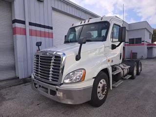 2016 FREIGHTLINER/MERCEDES CASCADIA 125