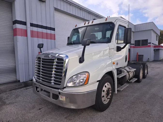 2016 FREIGHTLINER/MERCEDES CASCADIA 1257c73ae60a8b8a7fe6af1a30ab97f88b6