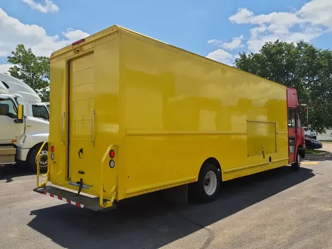 2017 FRTLR CUSTOM CHASSIS CORP MT55
