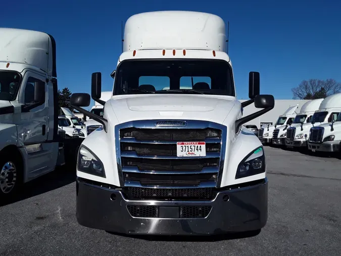 2019 FREIGHTLINER/MERCEDES NEW CASCADIA PX12664