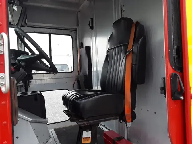 2017 FRTLR CUSTOM CHASSIS CORP MT55