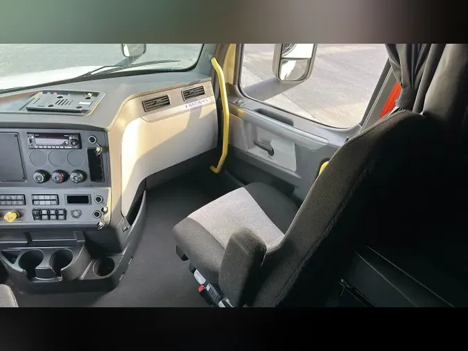 2022 Freightliner Cascadia 1267c7895b3547d06af291b53816e2509d6