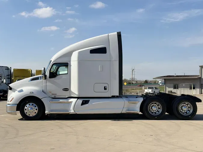 2021 Kenworth T680