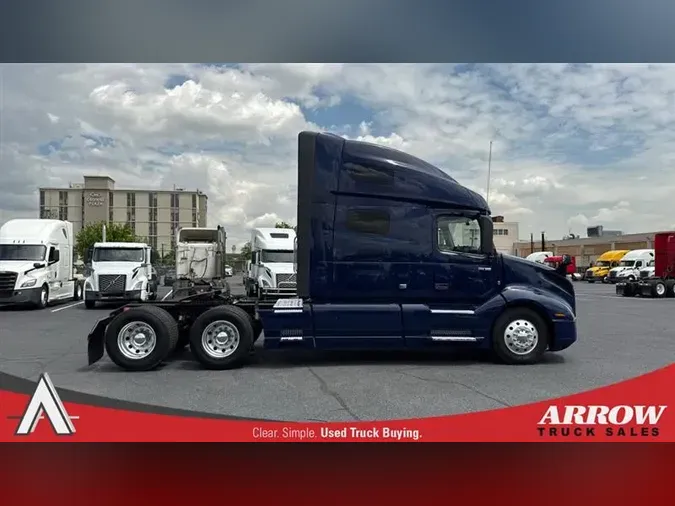 2022 VOLVO VNL760