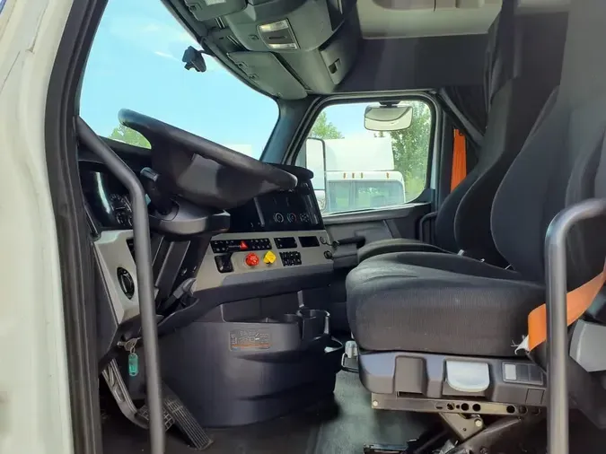 2019 FREIGHTLINER/MERCEDES NEW CASCADIA PX126647c7bf735309fac19905f86a3044b1990