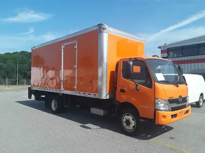 2020 HINO HINO 195