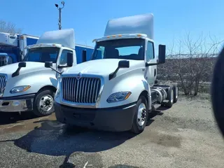 2018 NAVISTAR INTERNATIONAL LT625 DAYCAB T/A