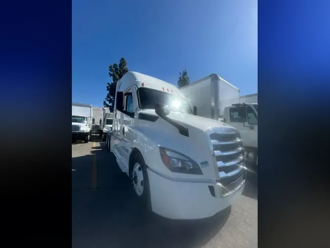 2022 FREIGHTLINER/MERCEDES NEW CASCADIA PX126647c7dcc0256a3499c384c16db53b426f3