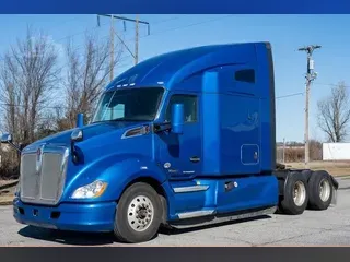 2021 KENWORTH T680