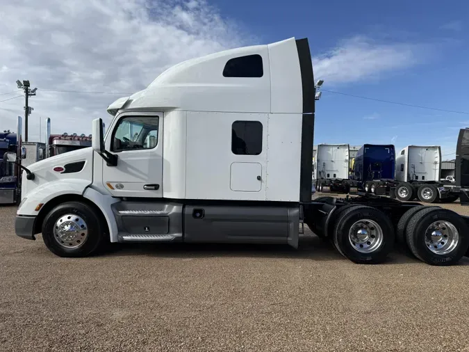 2021 Peterbilt 579