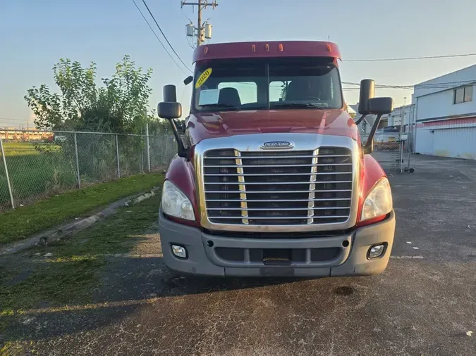 2020 FREIGHTLINER/MERCEDES CASCADIA 1257c85b35361240f377721a147d207fbc5