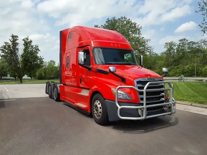 2019 FREIGHTLINER NEW CASCADIA PX12664