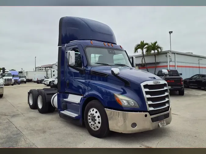 2020 FREIGHTLINER/MERCEDES NEW CASCADIA PX126647c894f1e0e249bc7bbe00c947ca6ee23