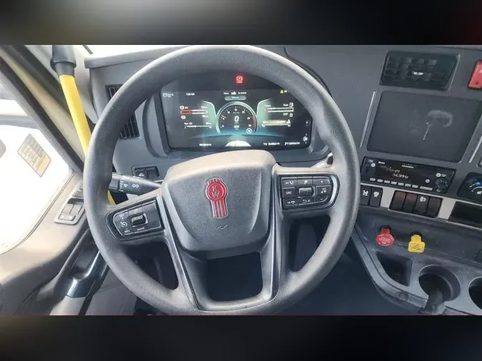 2022 KENWORTH T680