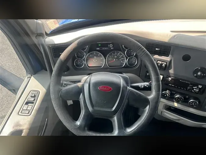 2019 PETERBILT 579