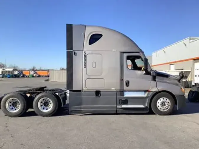 2023 Freightliner Cascadia