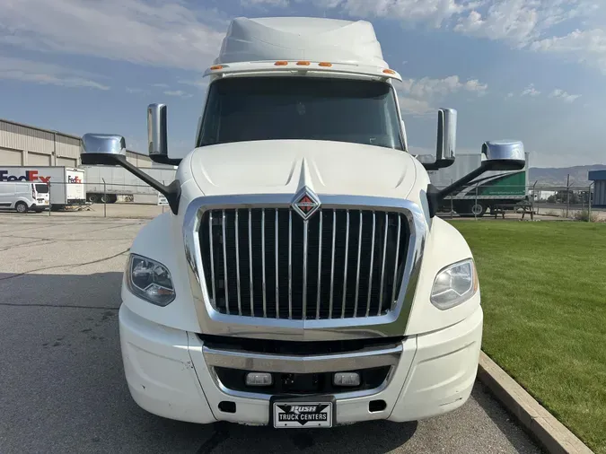 2019 International LT625