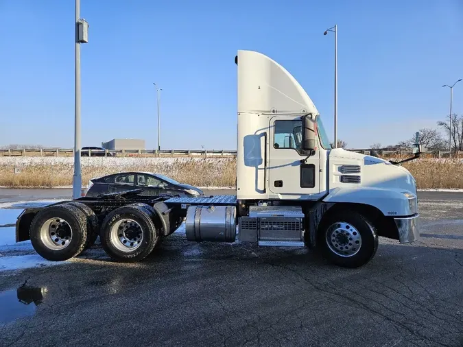 2019 MACK Anthem 64T