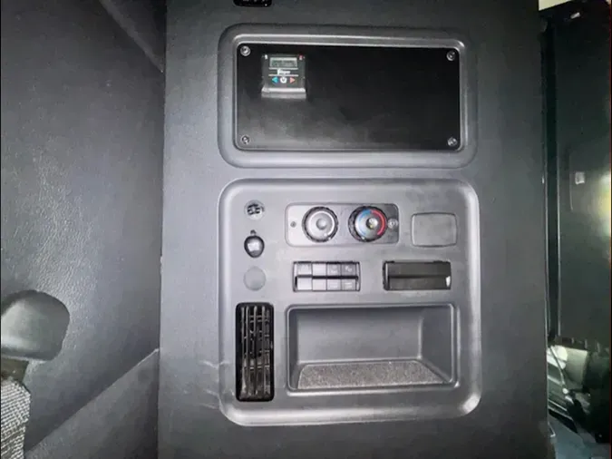 2023 Freightliner Cascadia 126