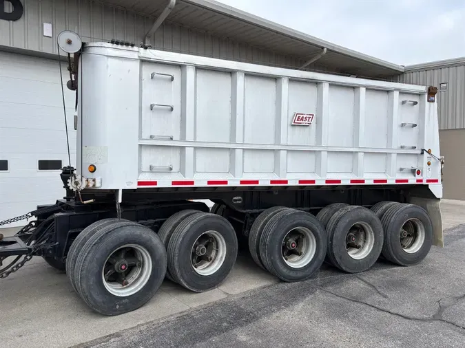 2006 International 5600i7ca64b542bc5d3c139bfdd4e332bd355