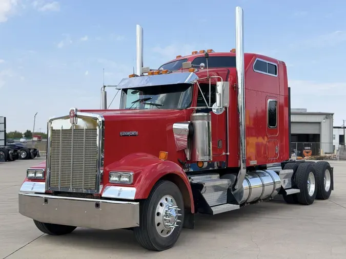 2001 Kenworth W900L