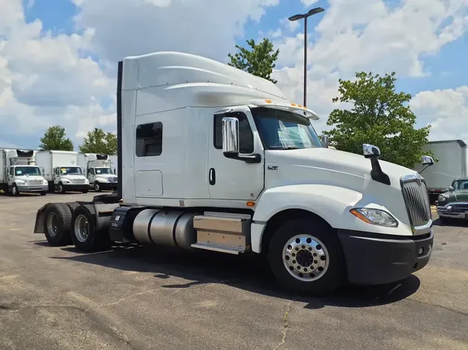2019 NAVISTAR INTERNATIONAL LT625 SLPR CAB