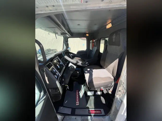 2015 Kenworth T4407caa7000c85d34f2b6deb77ab7ea6b3a