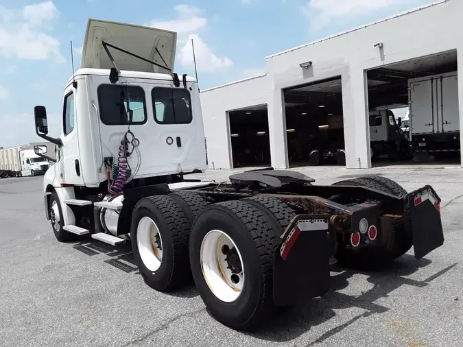 2019 FREIGHTLINER/MERCEDES NEW CASCADIA PX126647caaff838384970a0141cf281a56d9d1