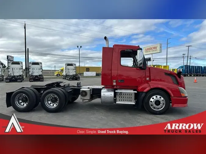 2015 VOLVO VNL3007caf4a88ef1f52be4170e75a896dc80c