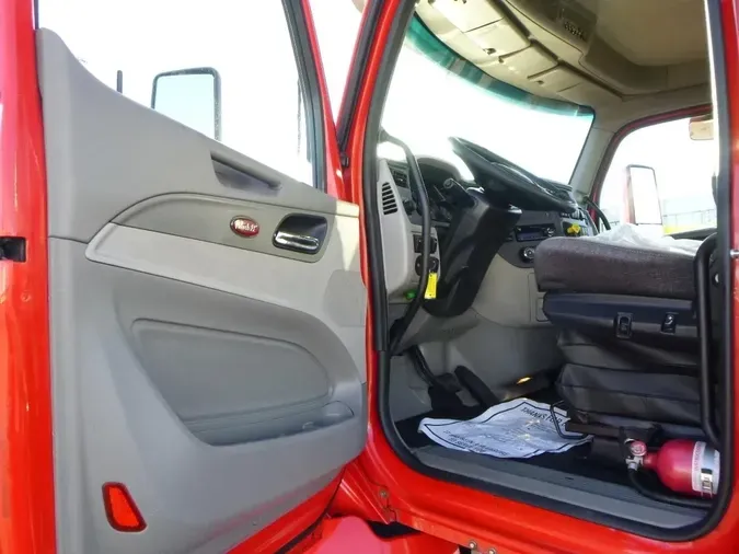 2020 Peterbilt 5797cb0c0ba1c4e3986a96341398c4dc681