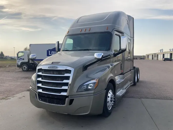 2019 Freightliner New Cascadia