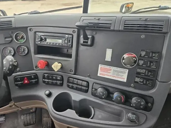 2014 Freightliner Cascadia
