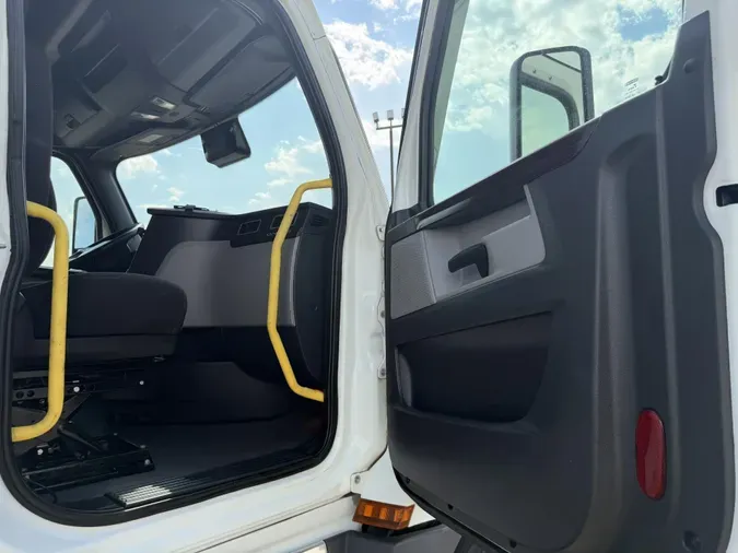 2021 Freightliner Cascadia