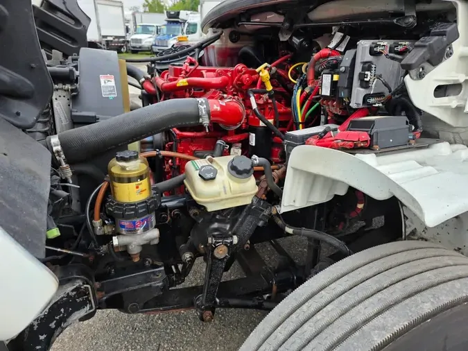2019 FREIGHTLINER M2 106