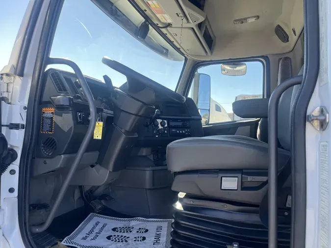 2020 Volvo VNL64T3007cc2743db0e914590eec981e62ba7cff