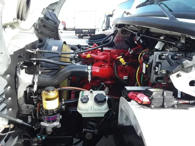 2018 FREIGHTLINER/MERCEDES M2 106