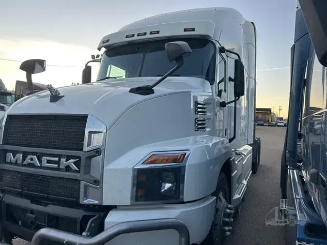 2020 MACK ANTHEM 64T