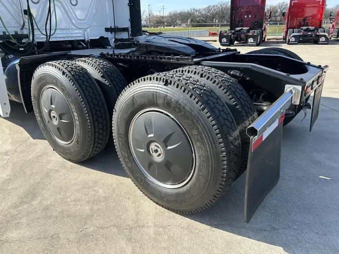 2024 Freightliner Cascadia