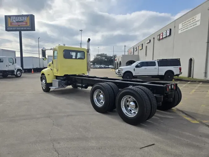 2020 Peterbilt 348