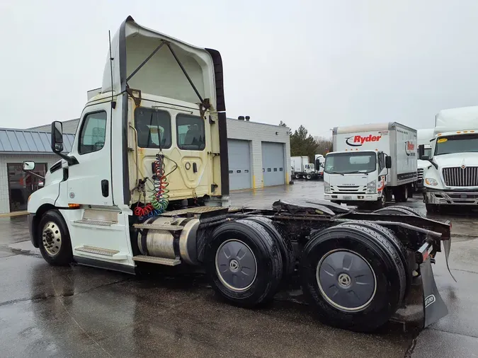 2019 FREIGHTLINER/MERCEDES NEW CASCADIA PX12664