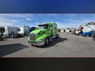 2023 Peterbilt 579