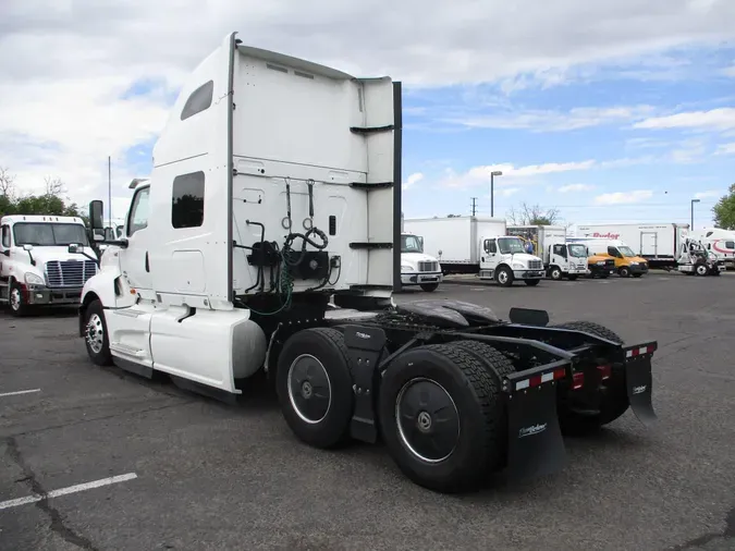 2019 NAVISTAR INTERNATIONAL LT625 SLPR CAB