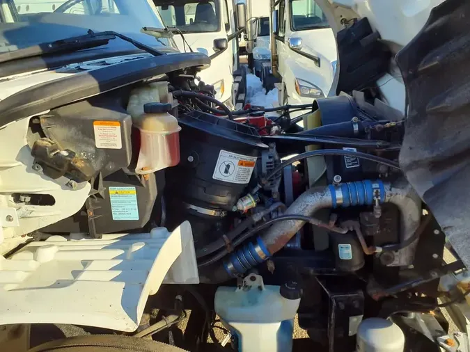 2018 FREIGHTLINER/MERCEDES M2 106