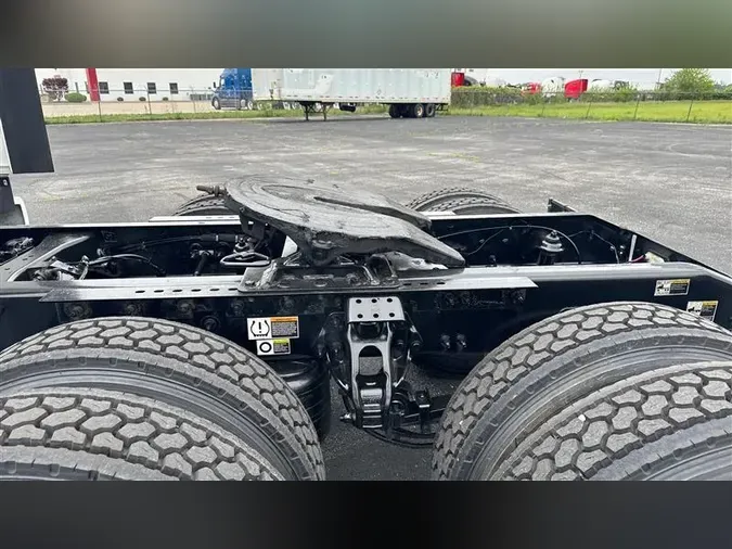 2021 PETERBILT 579