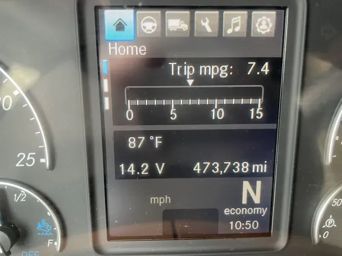 2019 Freightliner Cascadia 126