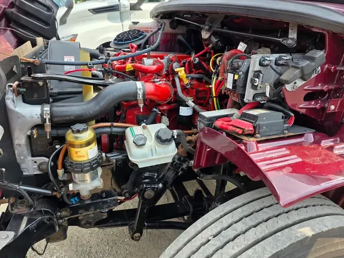 2019 FREIGHTLINER M2 106
