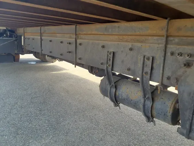 2018 FREIGHTLINER M2 106