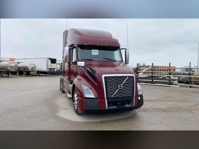 2022 Volvo VNL8607cd687e0e43767fb7bec80c863b70095