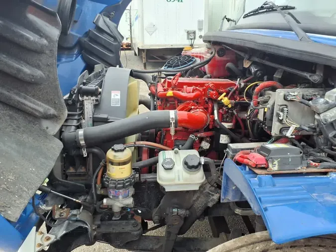 2020 FREIGHTLINER/MERCEDES M2 106