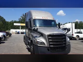 2023 Freightliner Cascadia 126